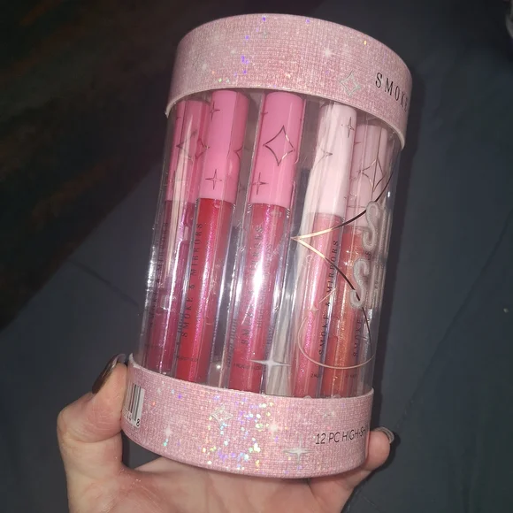 Silky Shine Lip Gloss Collection - Pink and Brown Shades - Picture 3 of 6